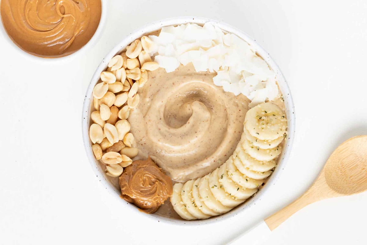 Peanut Butter Banana Smoothie Bowl